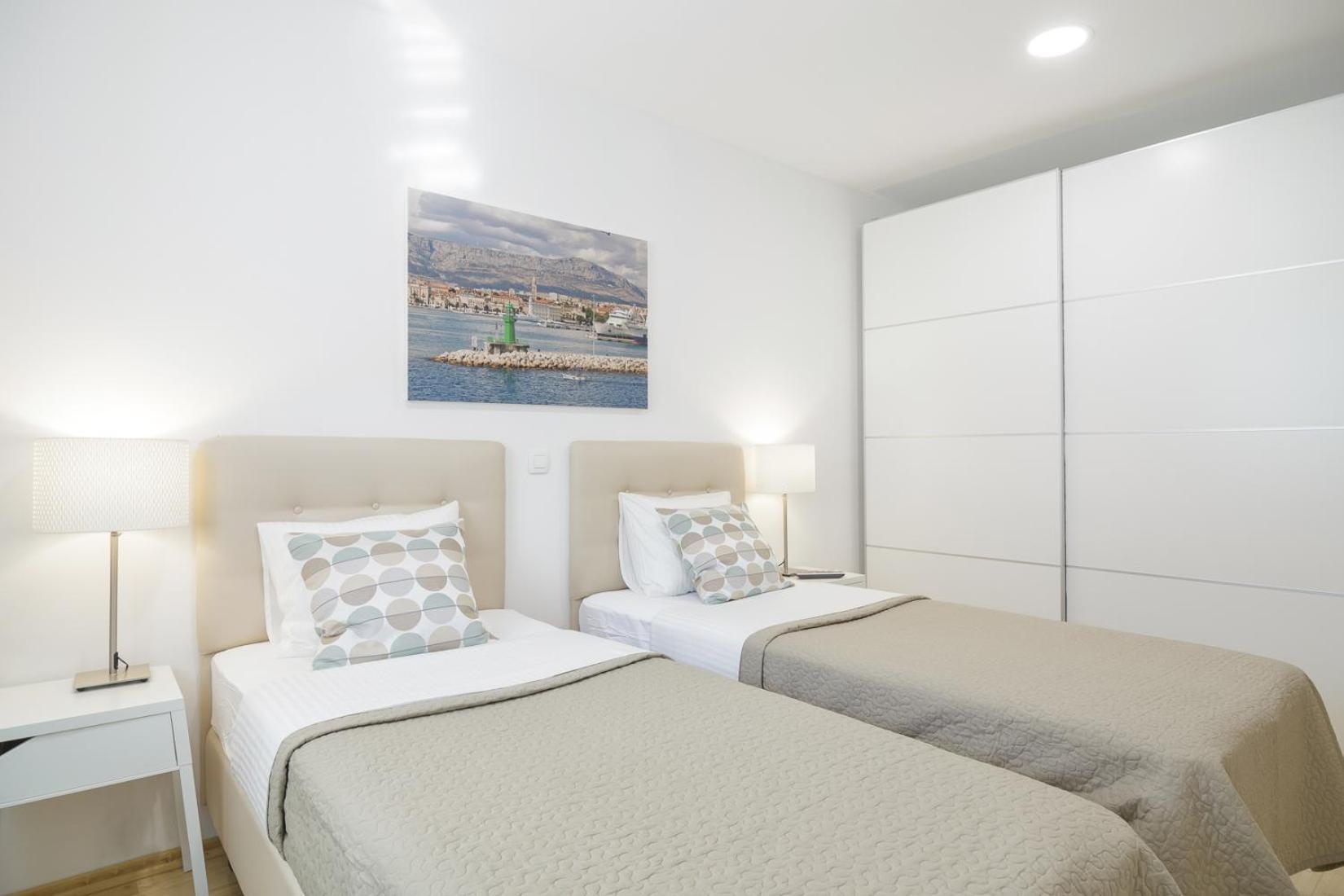 Holiday home Aspalathos - With Free Parking, Near The Beach, A Few Minutes' Walking Distance To The Unesco Palace Split