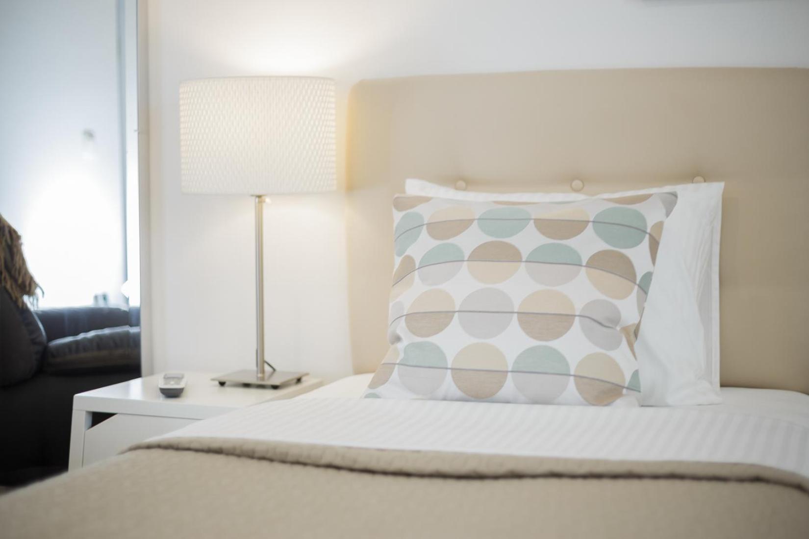 Vikendica Aspalathos - With Free Parking, Near The Beach, A Few Minutes' Walking Distance To The Unesco Palace *