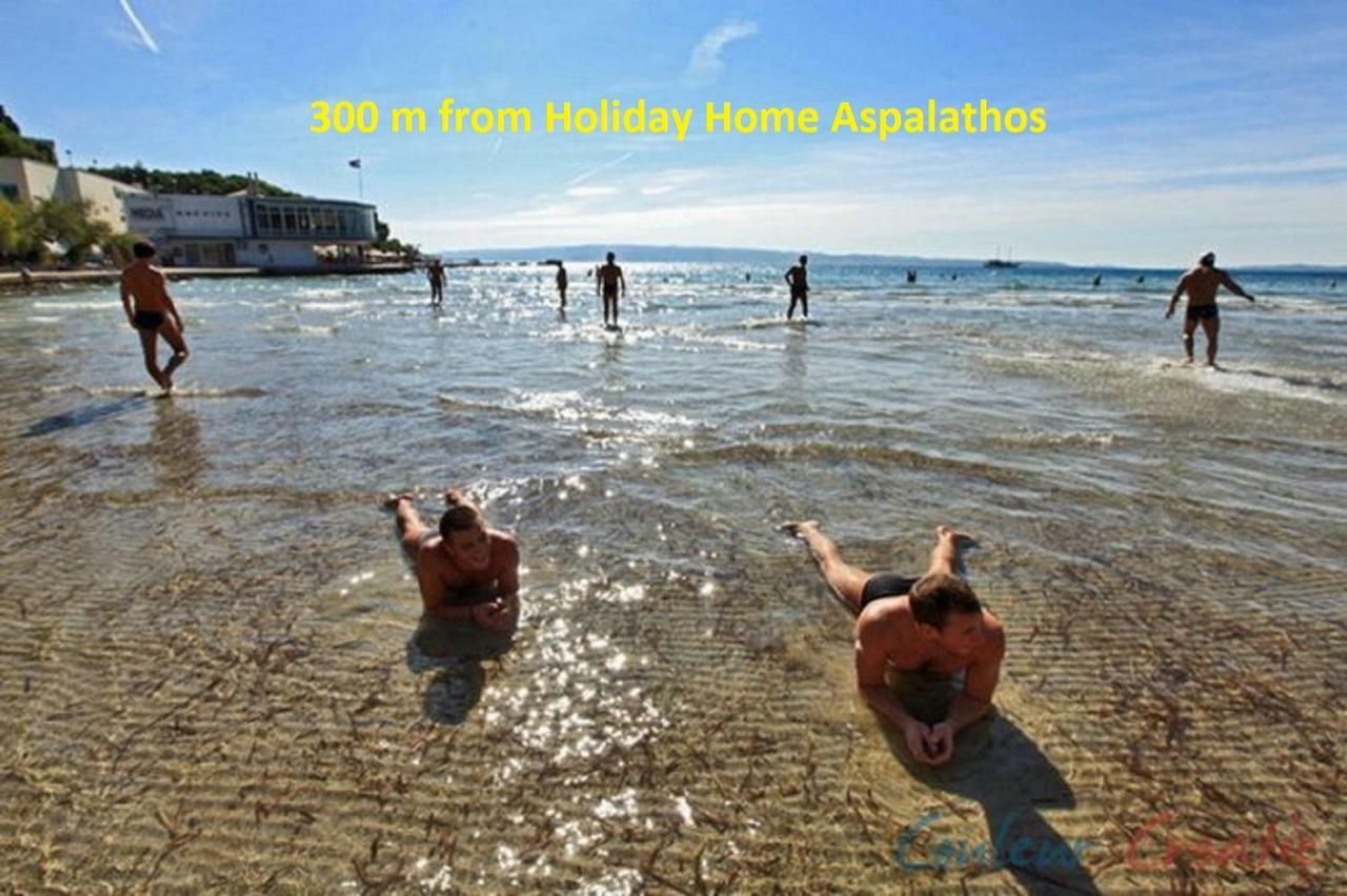 Vikendica Aspalathos - With Free Parking, Near The Beach, A Few Minutes' Walking Distance To The Unesco Palace